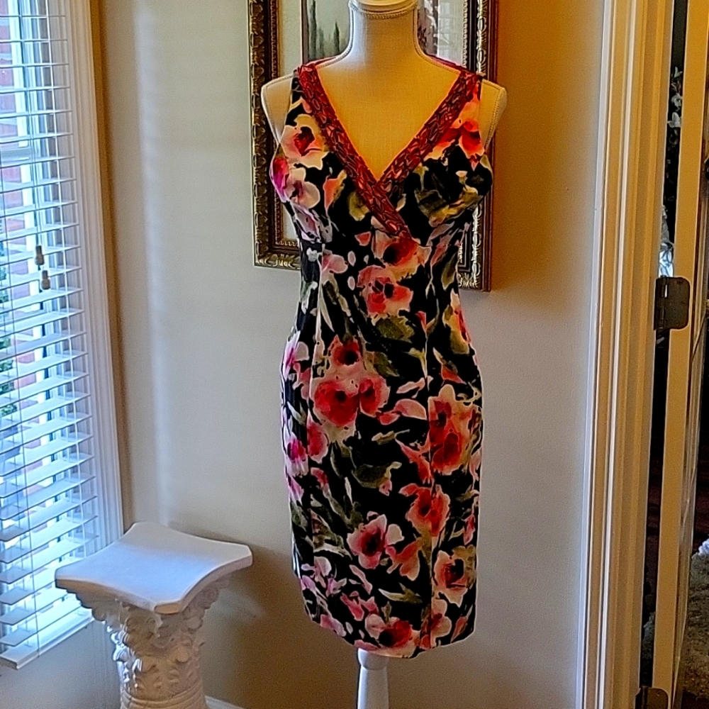 Jones New York Signature pink black floral sleeveless Vneck dress stretch 6 EUC…